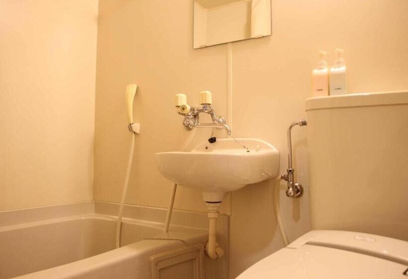 Quarto Estandar, Ab Shiga