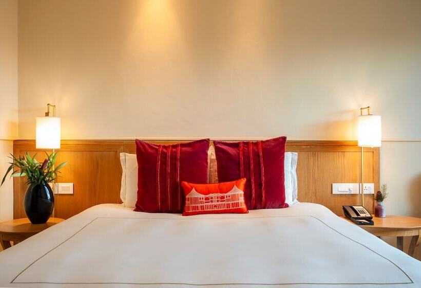 Номер Deluxe Внутренний, Taj Theog Resort & Spa Shimla