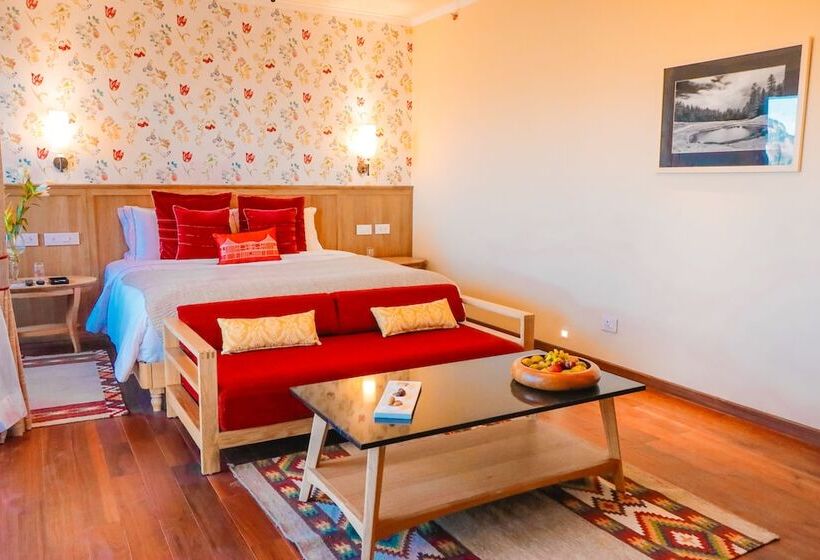 Номер Deluxe с Видом, Taj Theog Resort & Spa Shimla
