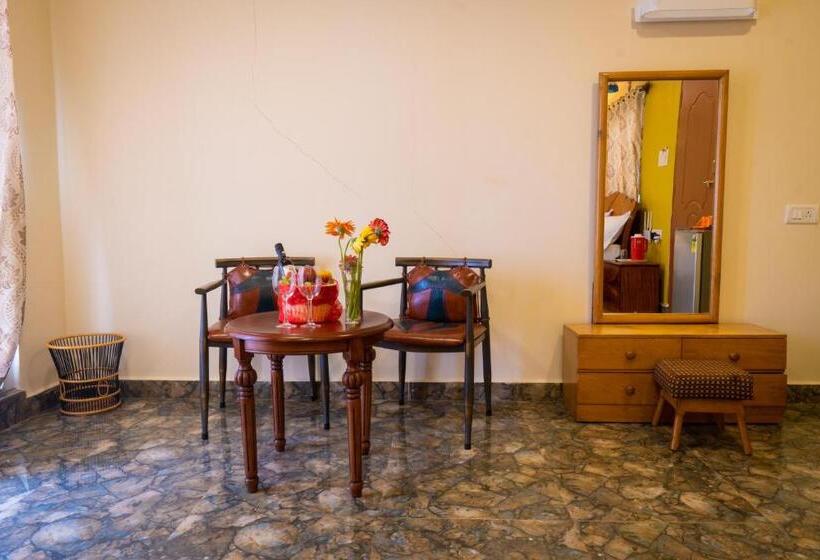 기본룸, Alcove Resort Vagator