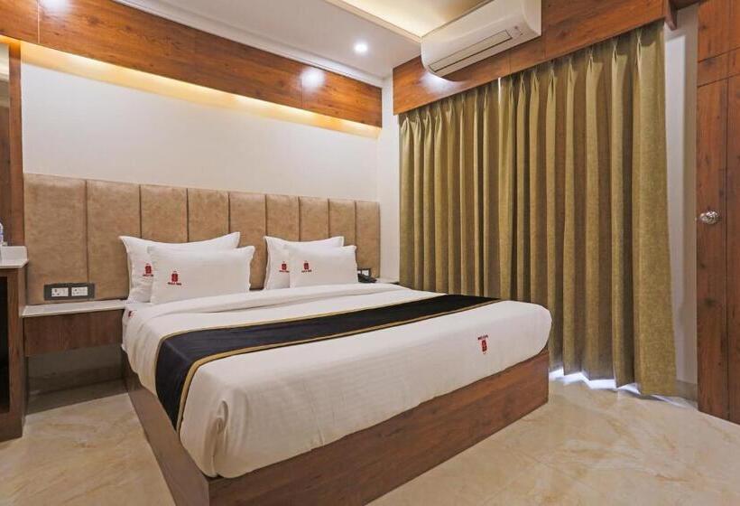 اتاق خانوادگی, Global Stay Near Delhi Airport