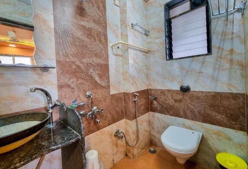 Стандартный Номер Кровать Кинг, Pooja Villa Suites Rooms And Pool, Igatpuri