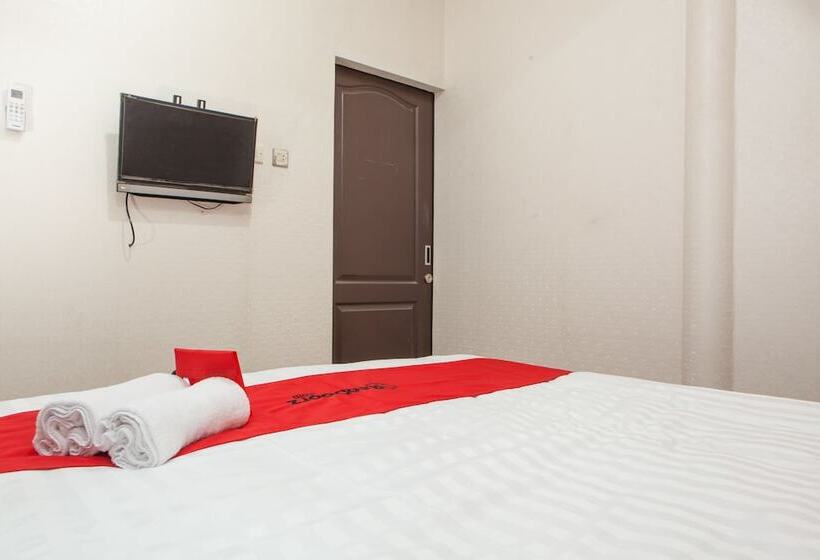Quarto Estandar, Reddoorz Near Pelabuhan Tanjung Perak 2 Surabaya