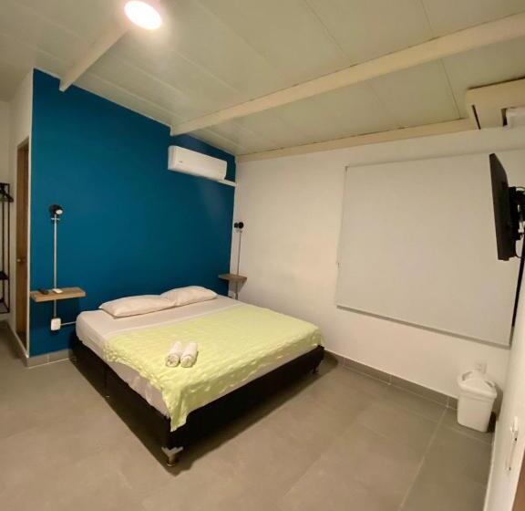标准间, Zamia Hostel