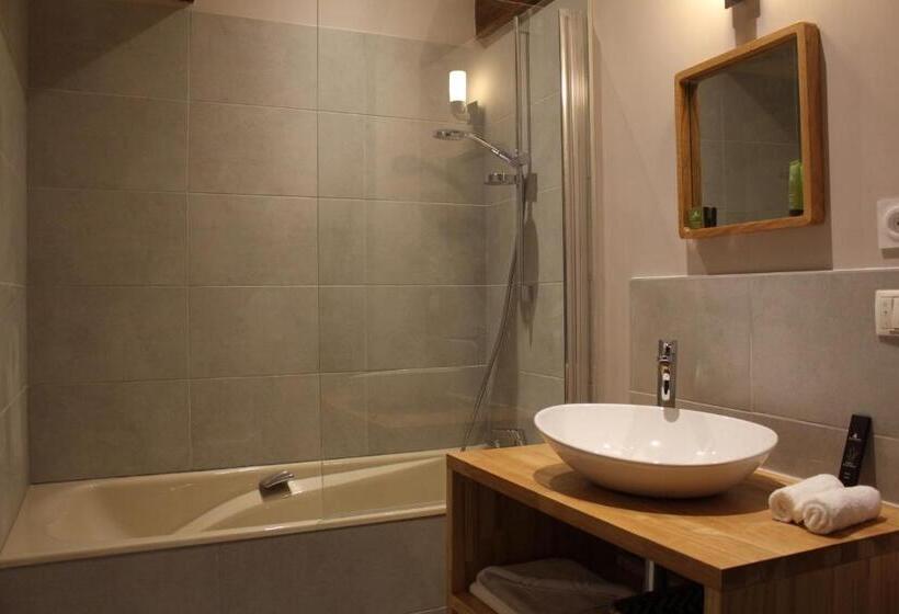 اتاق استاندارد, Manoir Du Moustoir   Hôtel Les Empreintes