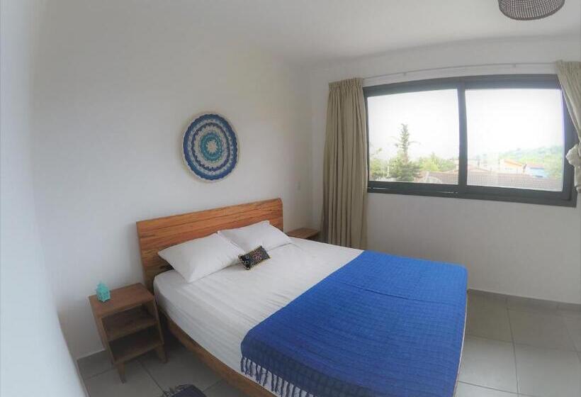Четырехместный Номер Стандарт, Nai'a Suites