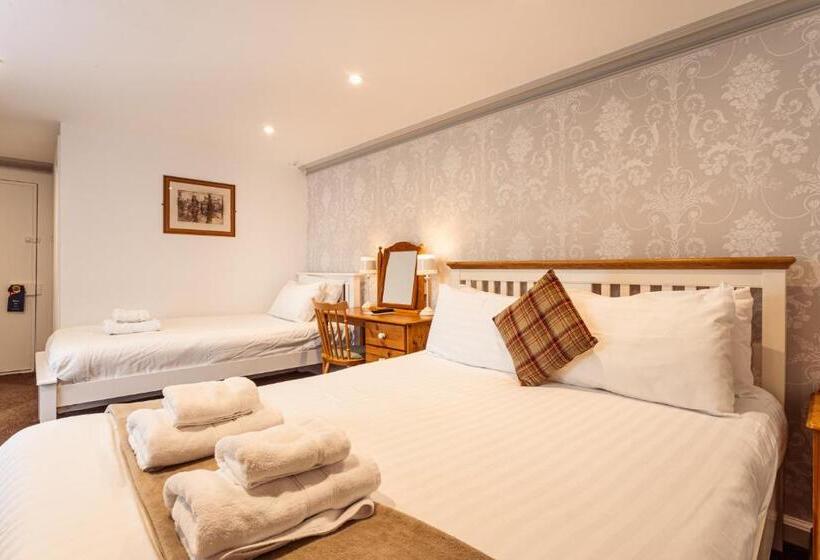Quarto Triplo Estandar, Manor House Hotel Holy Island