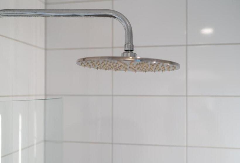 基本工作室, Stockholm Hotel Apartments Sollentuna