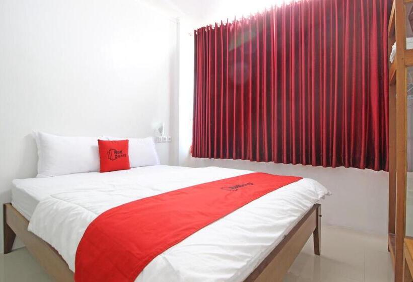 Номер Стандарт, Reddoorz @ Jalan Ringroad Selatan