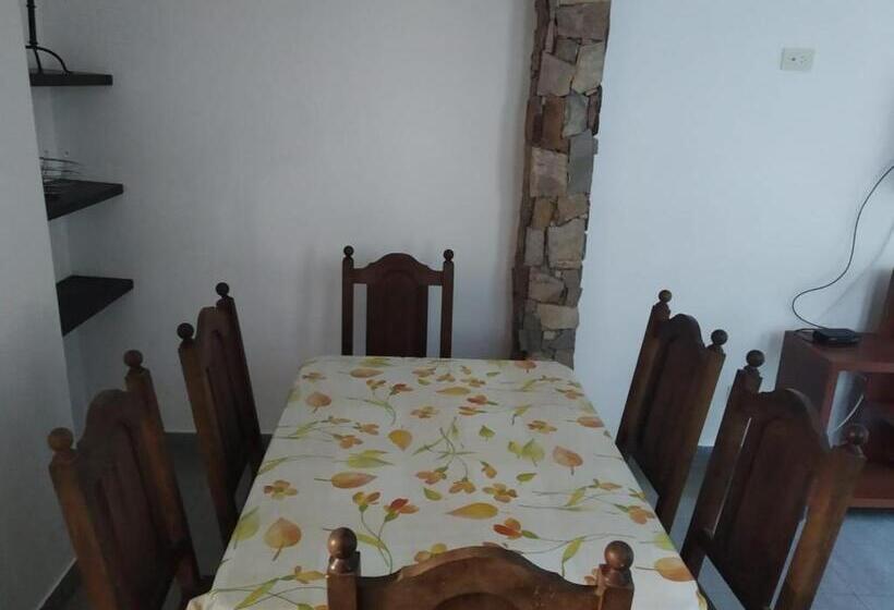 Apartamento Dúplex 1 Dormitório, Complejo Los Ramones