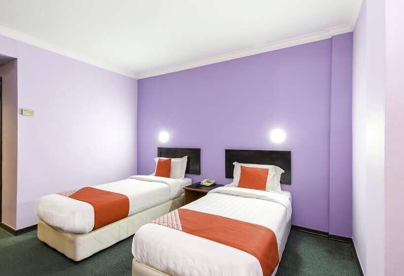 اتاق استاندارد, Oyo 472 Comfort Hotel 1