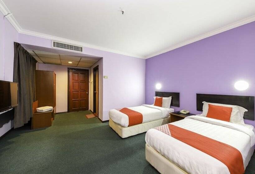 اتاق استاندارد, Oyo 472 Comfort Hotel 1