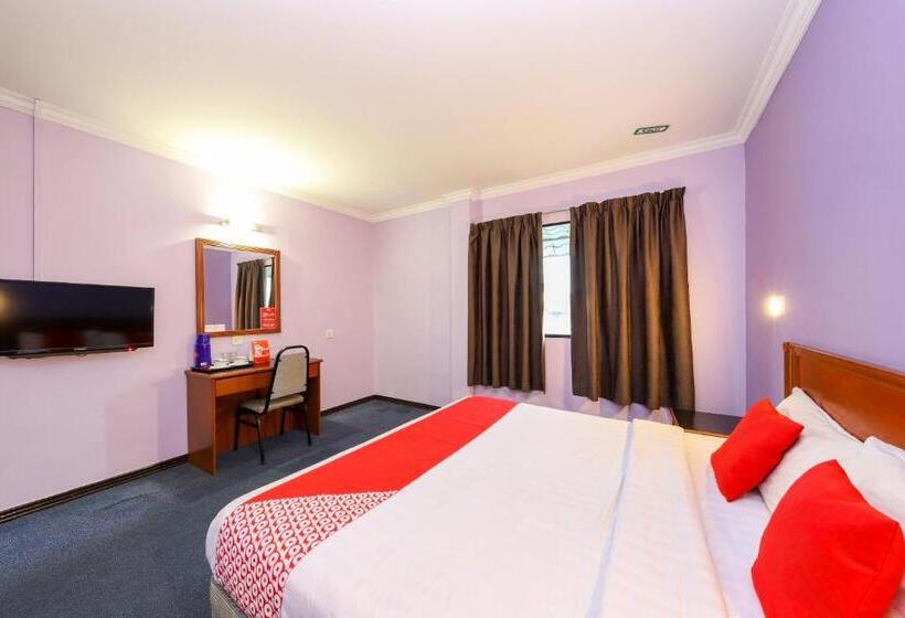 اتاق لوکس با تخت بزرگ, Oyo 472 Comfort Hotel 1