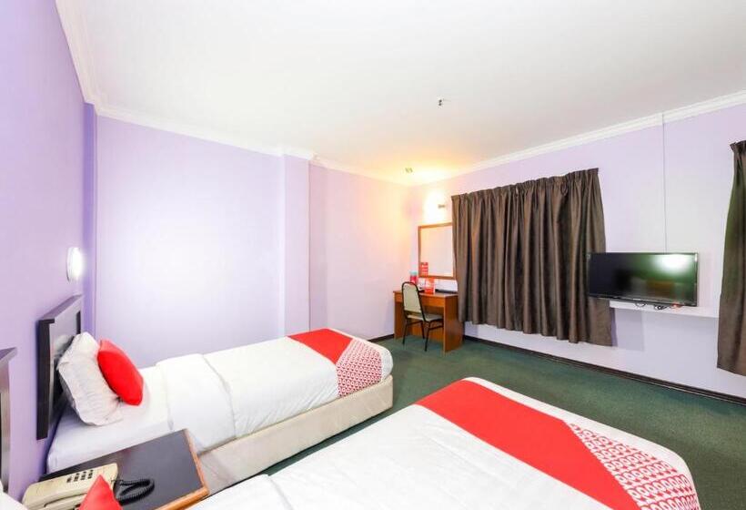 اتاق استاندارد, Oyo 472 Comfort Hotel 1