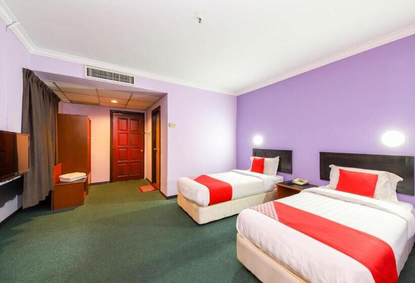 اتاق استاندارد, Oyo 472 Comfort Hotel 1
