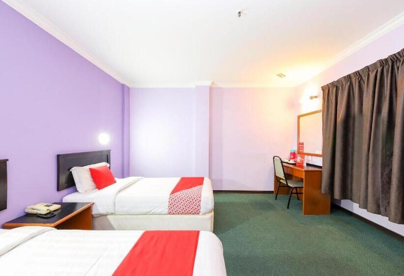 اتاق استاندارد, Oyo 472 Comfort Hotel 1