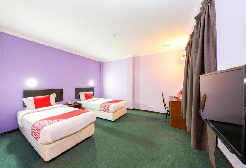 اتاق استاندارد, Oyo 472 Comfort Hotel 1