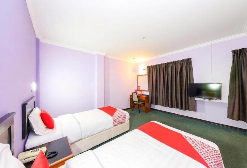 اتاق استاندارد, Oyo 472 Comfort Hotel 1