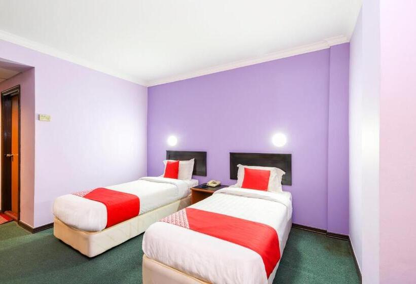 اتاق استاندارد, Oyo 472 Comfort Hotel 1