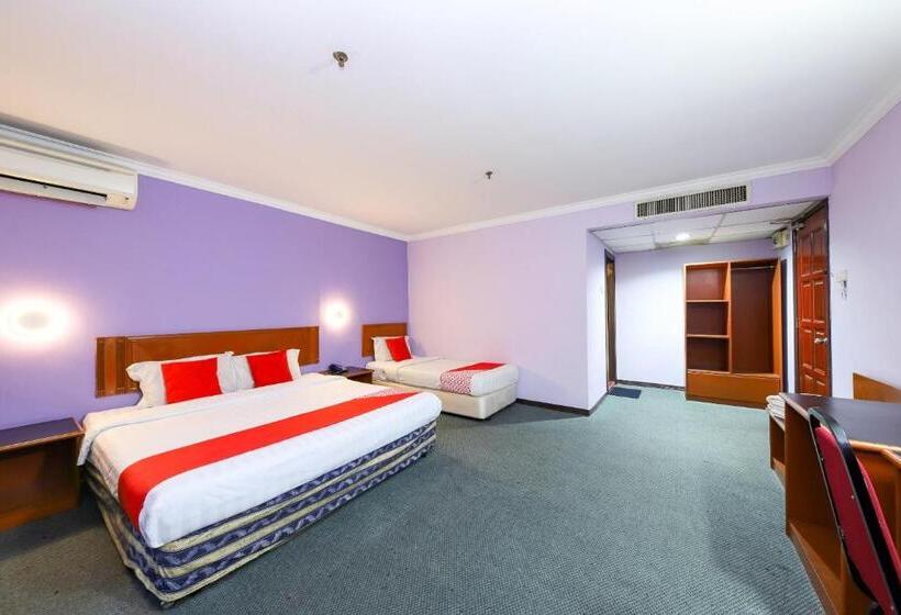 سوییت سوپریور, Oyo 472 Comfort Hotel 1