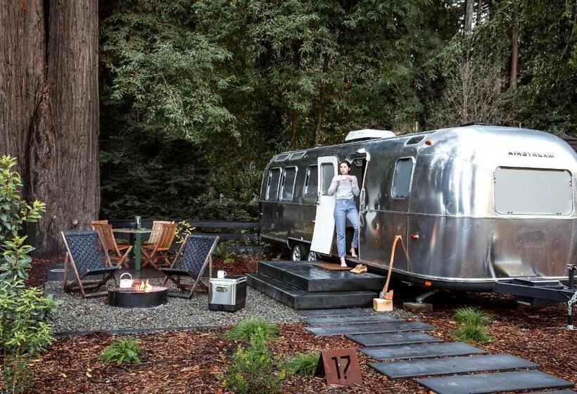 디럭스 룸, Autocamp Yosemite