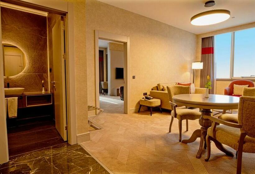 Люкс Кровать Кинг, Ramada By Wyndham Diyarbakir