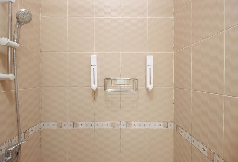 Номер Стандарт, Reddoorz @ Permata Sari Karawaci