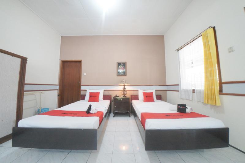 Номер Стандарт, Reddoorz Near Balai Kota Malang