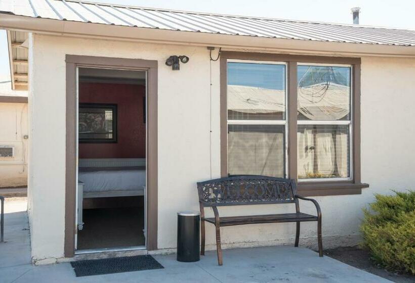 Люкс Повышенной Комфортности, Historic Route 66 Motel