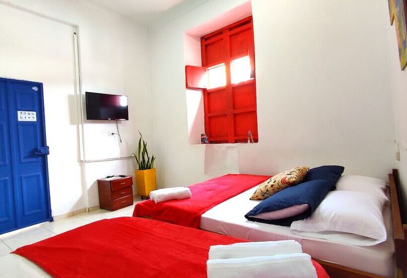 Семейный Номер, Hostel Trip Monkey San Gil