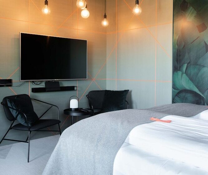 Полулюкс, Citybox Bergen Danmarksplass