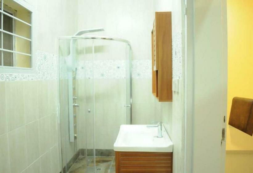 سوییت اجرایی, Colibri Inn