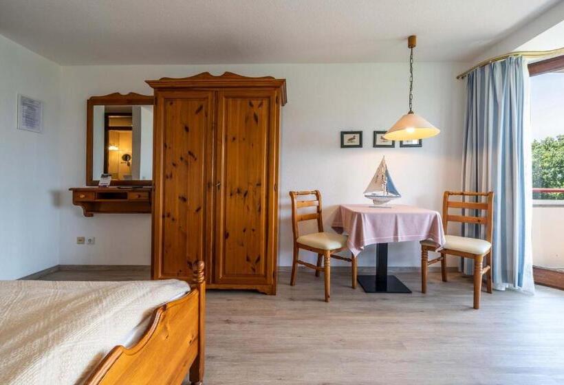 Suite with lake view, Seepark Appartements