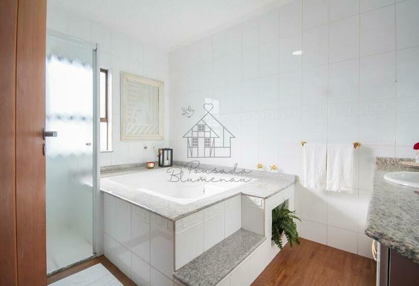 Номер Deluxe, Pousada Blumenau