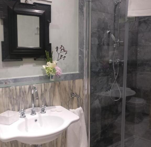 اتاق لوکس, B&b  La Bottega D Arte