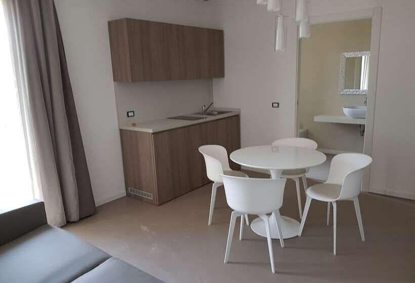 سوییت سوپریور, Venus Suites