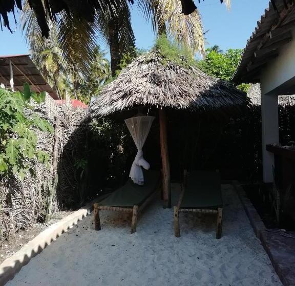 تختخواب در اتاق مشترک, Sunny House Paje Ii