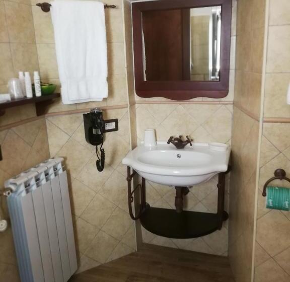اتاق استاندارد سه نفره, Locanda Tre Frati