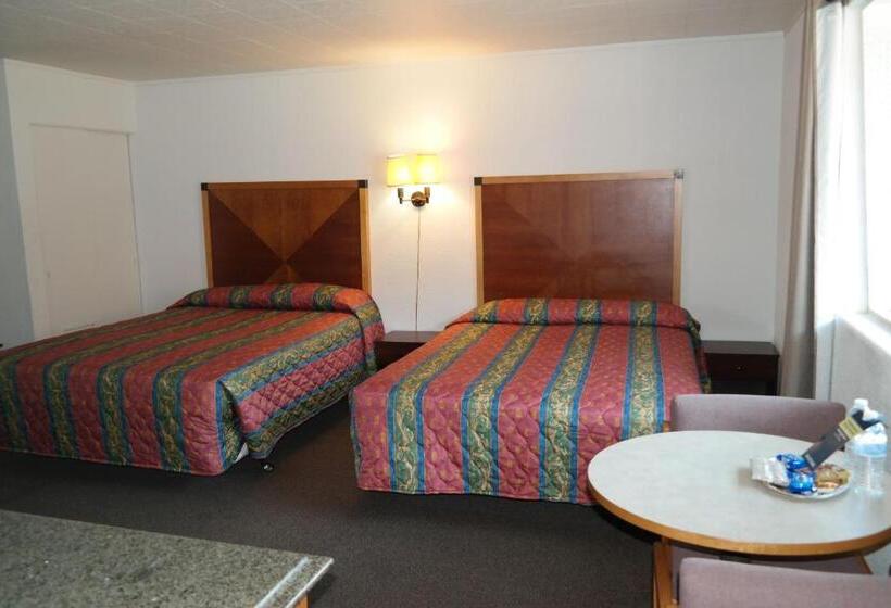 Номер Стандарт, River Park Inn