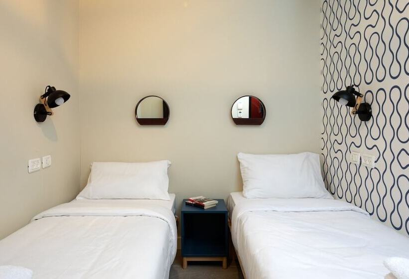חדר סטנדרט, The Spot Hostel
