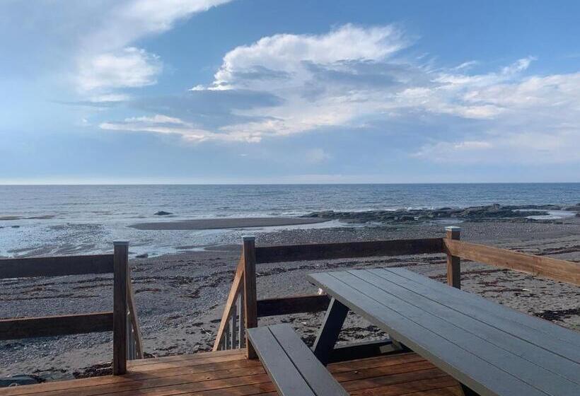 Студия Стандарт Вид на Море, Les Studios De La Mer
