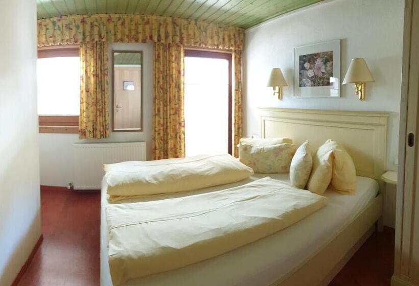 Номер Стандарт Индивидуальный с Балконом, Alpenrose Hotel Garni