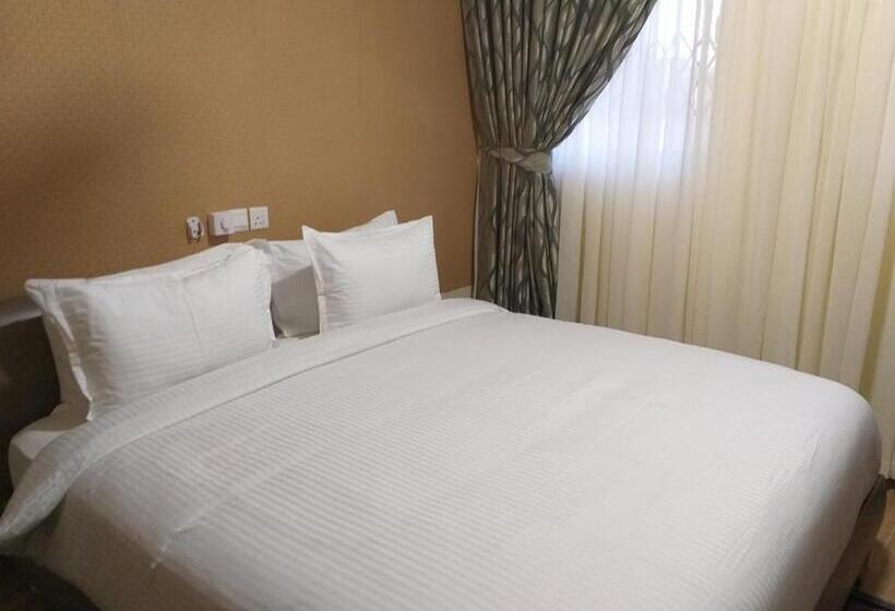 디럭스 룸, Jeyads Lodge