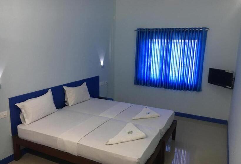 Номер Стандарт, Kalluvalappil Holiday Inn
