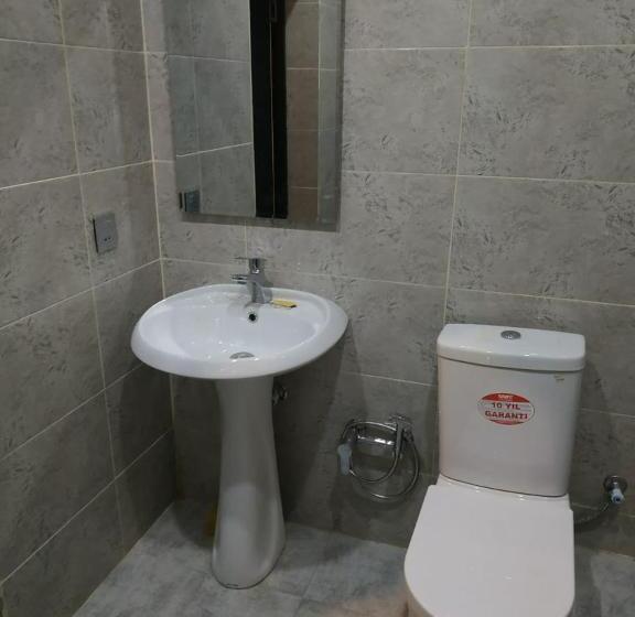 اتاق استاندارد, Hostel One