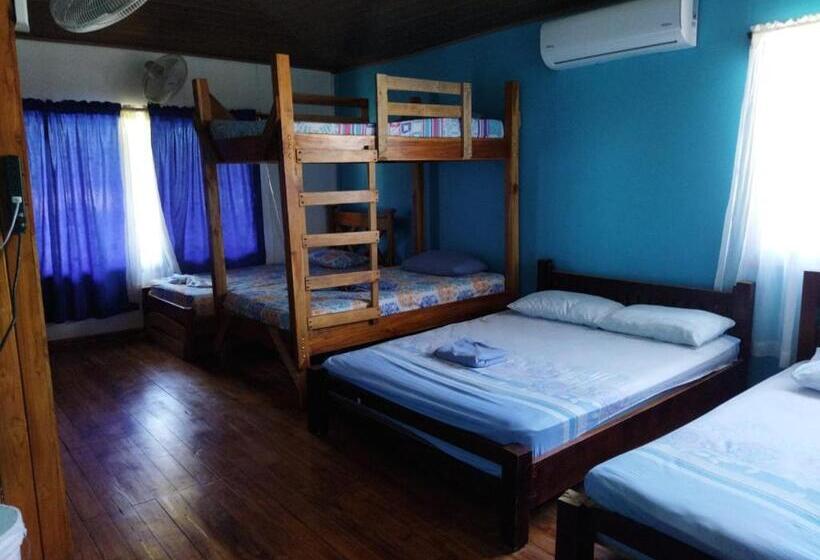 Семейный Номер Superior, Hostel Marisol