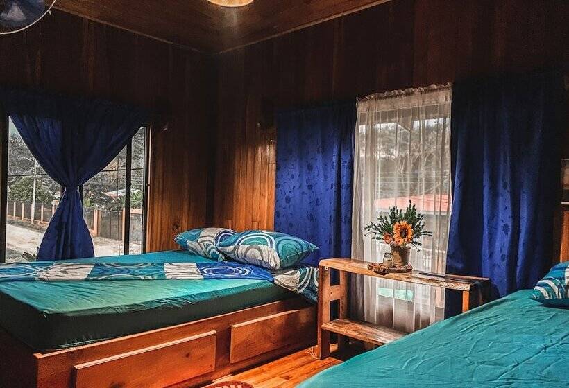 Трехместный Номер Комфорт, Hostel Marisol