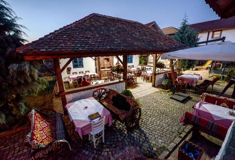 اتاق لوکس, Srpsko Andrejevo Selo