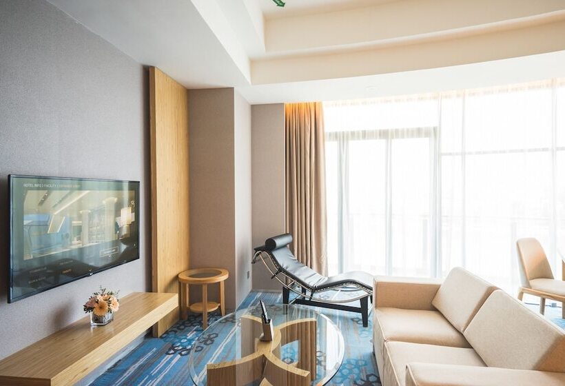 Президентский Люкс, Zenith Hotel Putrajaya