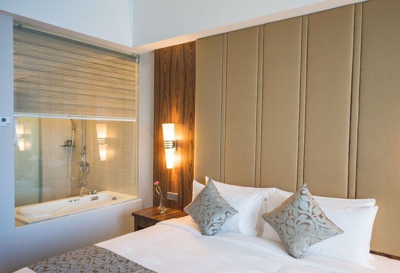 Номер Deluxe Кровать Кинг, Zenith Hotel Putrajaya